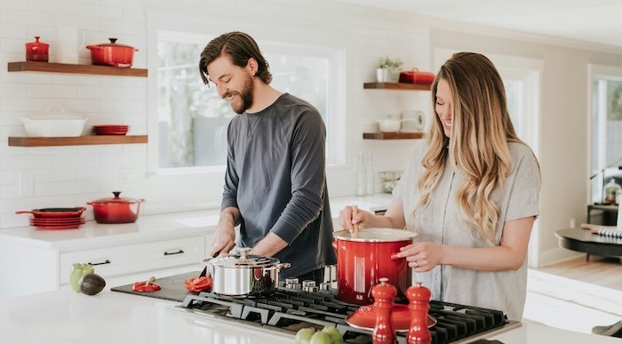 Love Flourishes in a Clean Home: The Relationship Benefits of Hiring a Routine Home Cleaning Service 10 routine-home-cleaning-service